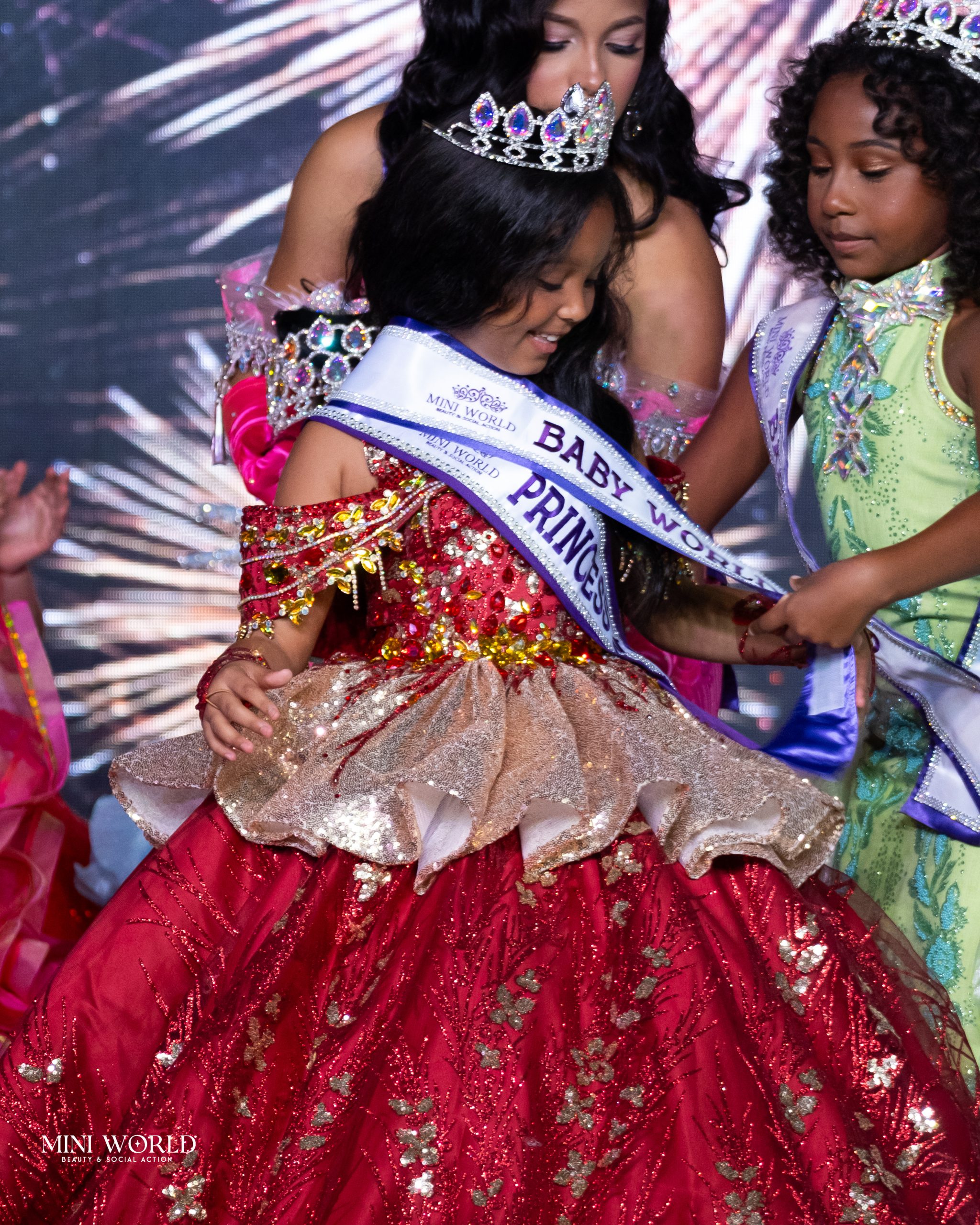 reinas_mini_world_2026_con_logo_abca_31